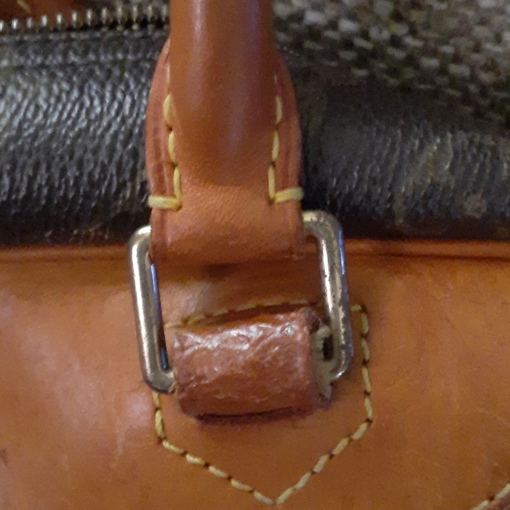 Vintage Louis Deauville Bag - Picture 13 of 16
